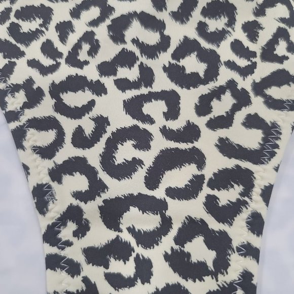 Solid & Striped The Morgan Bikini Bottom in Leopard Size XL - Picture 3 of 11